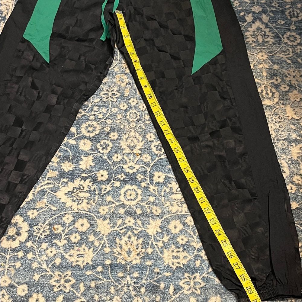 Savage X Fenty Sport Changeover Jogger Checkered Black Green Pants Modern NWT - Picture 11 of 13